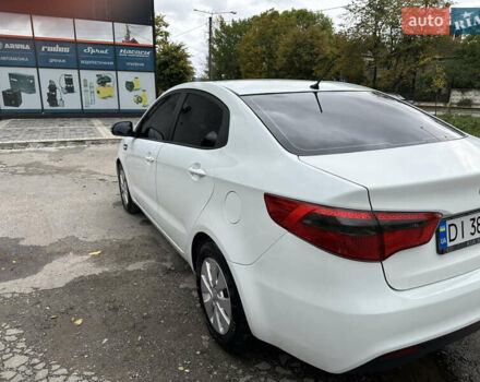 Киа Рио 2012 в Ивано-Франковске на Automoto.ua Белый Киа Рио, объемом двигателя 1.59 л и пробегом 149 тыс. км за 8000 $, фото 10 на Automoto.ua