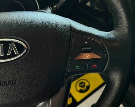 Білий Кіа Ріо, об'ємом двигуна 1.6 л та пробігом 182 тис. км за 7330 $, фото 12 на Automoto.ua