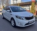 Білий Кіа Ріо, об'ємом двигуна 1.59 л та пробігом 48 тис. км за 10200 $, фото 2 на Automoto.ua