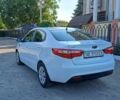 Белый Киа Рио, объемом двигателя 1.4 л и пробегом 52 тыс. км за 89000 $, фото 3 на Automoto.ua