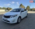Белый Киа Рио, объемом двигателя 1.59 л и пробегом 114 тыс. км за 8900 $, фото 1 на Automoto.ua