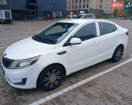 Білий Кіа Ріо, об'ємом двигуна 1.4 л та пробігом 230 тис. км за 5300 $, фото 3 на Automoto.ua