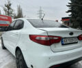 Белый Киа Рио, объемом двигателя 1.4 л и пробегом 315 тыс. км за 5300 $, фото 5 на Automoto.ua