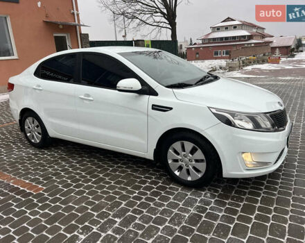 Белый Киа Рио, объемом двигателя 1.6 л и пробегом 42 тыс. км за 9700 $, фото 6 на Automoto.ua