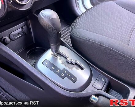 Белый Киа Рио, объемом двигателя 1.6 л и пробегом 48 тыс. км за 10200 $, фото 8 на Automoto.ua