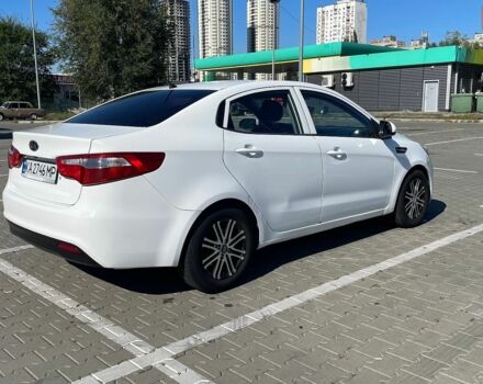 Белый Киа Рио, объемом двигателя 1.4 л и пробегом 228 тыс. км за 6700 $, фото 5 на Automoto.ua
