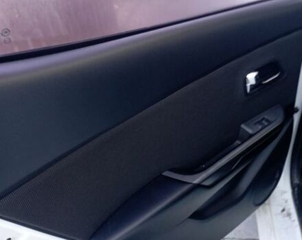 Білий Кіа Ріо, об'ємом двигуна 1.6 л та пробігом 150 тис. км за 7000 $, фото 23 на Automoto.ua