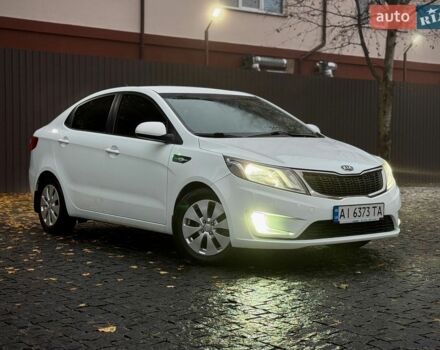 Белый Киа Рио, объемом двигателя 1.6 л и пробегом 160 тыс. км за 8250 $, фото 2 на Automoto.ua