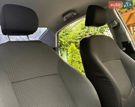 Белый Киа Рио, объемом двигателя 1.6 л и пробегом 82 тыс. км за 9600 $, фото 33 на Automoto.ua