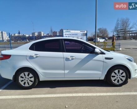 Белый Киа Рио, объемом двигателя 1.59 л и пробегом 124 тыс. км за 7700 $, фото 8 на Automoto.ua