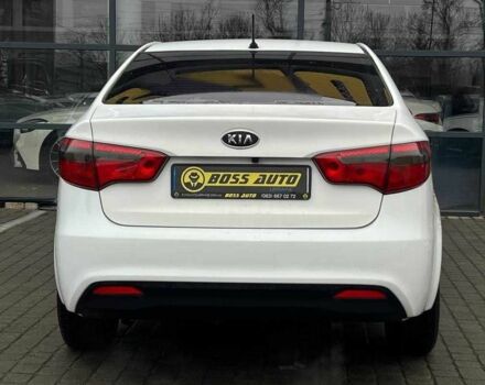 Белый Киа Рио, объемом двигателя 1.6 л и пробегом 150 тыс. км за 7100 $, фото 5 на Automoto.ua