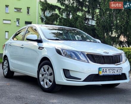 Белый Киа Рио, объемом двигателя 1.4 л и пробегом 142 тыс. км за 9300 $, фото 2 на Automoto.ua