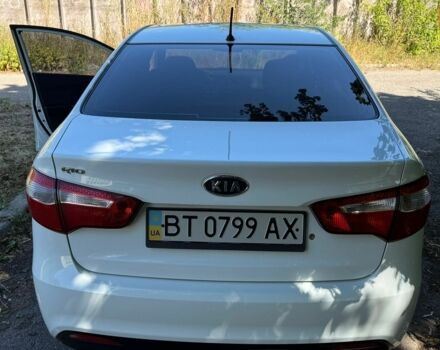 Белый Киа Рио, объемом двигателя 1.4 л и пробегом 129 тыс. км за 7500 $, фото 16 на Automoto.ua