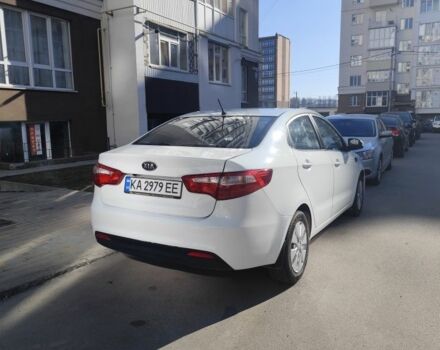 Белый Киа Рио, объемом двигателя 1.6 л и пробегом 198 тыс. км за 8000 $, фото 2 на Automoto.ua