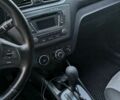 Белый Киа Рио, объемом двигателя 1.6 л и пробегом 160 тыс. км за 8000 $, фото 11 на Automoto.ua