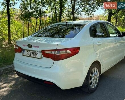 Белый Киа Рио, объемом двигателя 1.4 л и пробегом 131 тыс. км за 8999 $, фото 4 на Automoto.ua