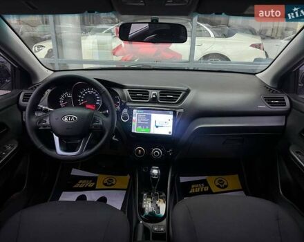 Белый Киа Рио, объемом двигателя 1.59 л и пробегом 150 тыс. км за 7100 $, фото 10 на Automoto.ua