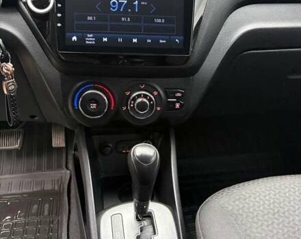 Білий Кіа Ріо, об'ємом двигуна 1.6 л та пробігом 91 тис. км за 8600 $, фото 18 на Automoto.ua