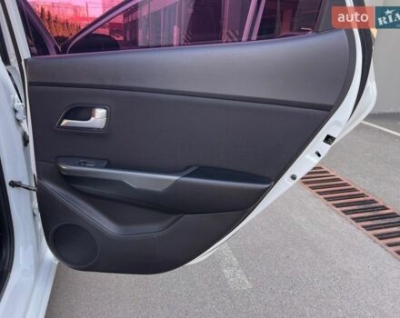 Білий Кіа Ріо, об'ємом двигуна 1.6 л та пробігом 48 тис. км за 10200 $, фото 25 на Automoto.ua