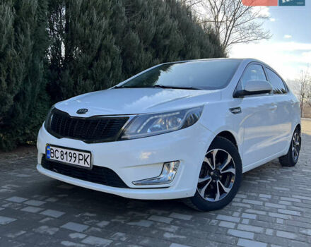 Белый Киа Рио, объемом двигателя 1.4 л и пробегом 143 тыс. км за 6500 $, фото 5 на Automoto.ua