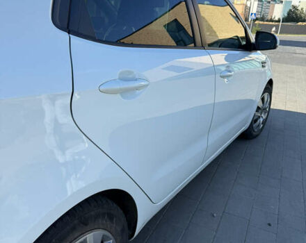 Белый Киа Рио, объемом двигателя 1.4 л и пробегом 118 тыс. км за 7500 $, фото 17 на Automoto.ua