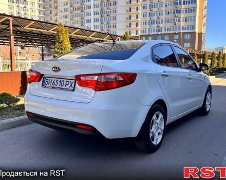 Белый Киа Рио, объемом двигателя 1.6 л и пробегом 48 тыс. км за 10200 $, фото 3 на Automoto.ua