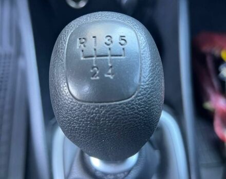 Білий Кіа Ріо, об'ємом двигуна 1.4 л та пробігом 171 тис. км за 6800 $, фото 18 на Automoto.ua