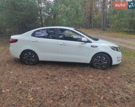 Белый Киа Рио, объемом двигателя 1.4 л и пробегом 253 тыс. км за 7050 $, фото 1 на Automoto.ua