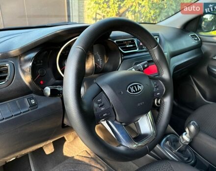Белый Киа Рио, объемом двигателя 1.4 л и пробегом 173 тыс. км за 7000 $, фото 20 на Automoto.ua