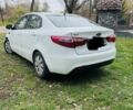 Білий Кіа Ріо, об'ємом двигуна 1.6 л та пробігом 280 тис. км за 8304 $, фото 2 на Automoto.ua