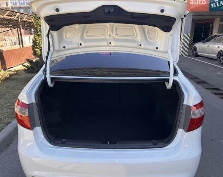 Білий Кіа Ріо, об'ємом двигуна 1.59 л та пробігом 48 тис. км за 10200 $, фото 28 на Automoto.ua