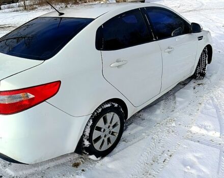 Белый Киа Рио, объемом двигателя 1.6 л и пробегом 168 тыс. км за 4999 $, фото 3 на Automoto.ua