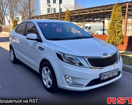 Белый Киа Рио, объемом двигателя 1.6 л и пробегом 48 тыс. км за 10200 $, фото 1 на Automoto.ua