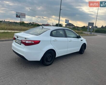 Белый Киа Рио, объемом двигателя 1.59 л и пробегом 262 тыс. км за 5700 $, фото 3 на Automoto.ua
