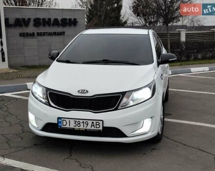 Белый Киа Рио, объемом двигателя 1.6 л и пробегом 150 тыс. км за 7500 $, фото 10 на Automoto.ua