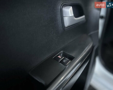 Белый Киа Рио, объемом двигателя 1.4 л и пробегом 150 тыс. км за 6499 $, фото 7 на Automoto.ua