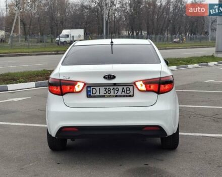 Белый Киа Рио, объемом двигателя 1.6 л и пробегом 150 тыс. км за 7500 $, фото 7 на Automoto.ua