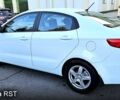 Белый Киа Рио, объемом двигателя 1.4 л и пробегом 105 тыс. км за 6300 $, фото 2 на Automoto.ua