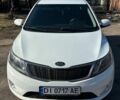 Белый Киа Рио, объемом двигателя 1.59 л и пробегом 221 тыс. км за 6000 $, фото 1 на Automoto.ua