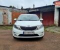 Белый Киа Рио, объемом двигателя 1.59 л и пробегом 158 тыс. км за 8400 $, фото 1 на Automoto.ua
