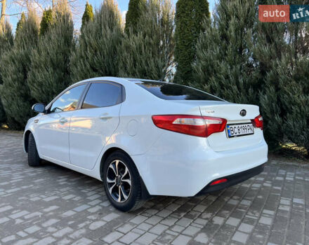 Белый Киа Рио, объемом двигателя 1.4 л и пробегом 143 тыс. км за 6500 $, фото 8 на Automoto.ua