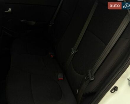 Белый Киа Рио, объемом двигателя 1.4 л и пробегом 167 тыс. км за 7200 $, фото 30 на Automoto.ua