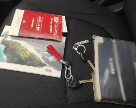 Білий Кіа Ріо, об'ємом двигуна 1.4 л та пробігом 158 тис. км за 6500 $, фото 19 на Automoto.ua