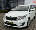 Белый Киа Рио, объемом двигателя 1.4 л и пробегом 200 тыс. км за 6900 $, фото 2 на Automoto.ua