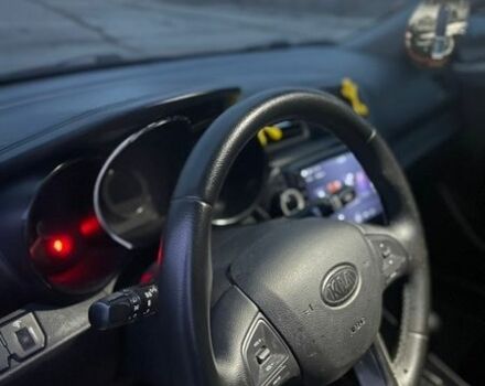 Білий Кіа Ріо, об'ємом двигуна 1.6 л та пробігом 163 тис. км за 5999 $, фото 9 на Automoto.ua