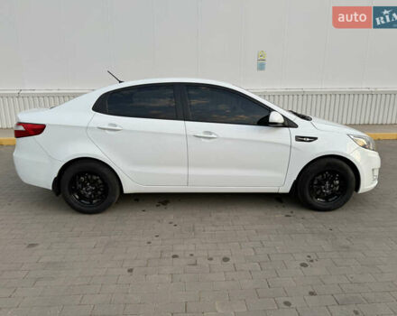 Белый Киа Рио, объемом двигателя 1.4 л и пробегом 79 тыс. км за 8555 $, фото 21 на Automoto.ua