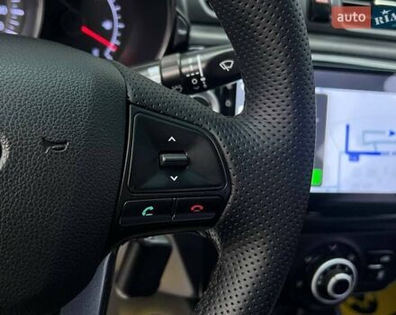 Белый Киа Рио, объемом двигателя 1.59 л и пробегом 150 тыс. км за 7100 $, фото 20 на Automoto.ua