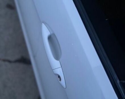 Білий Кіа Ріо, об'ємом двигуна 1.6 л та пробігом 163 тис. км за 5999 $, фото 14 на Automoto.ua