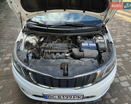 Белый Киа Рио, объемом двигателя 1.4 л и пробегом 143 тыс. км за 6500 $, фото 38 на Automoto.ua
