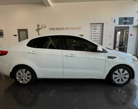 Білий Кіа Ріо, об'ємом двигуна 1.6 л та пробігом 182 тис. км за 7330 $, фото 7 на Automoto.ua